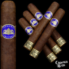 Four Kicks Capa Especial by Crowned Heads Robusto 10pk